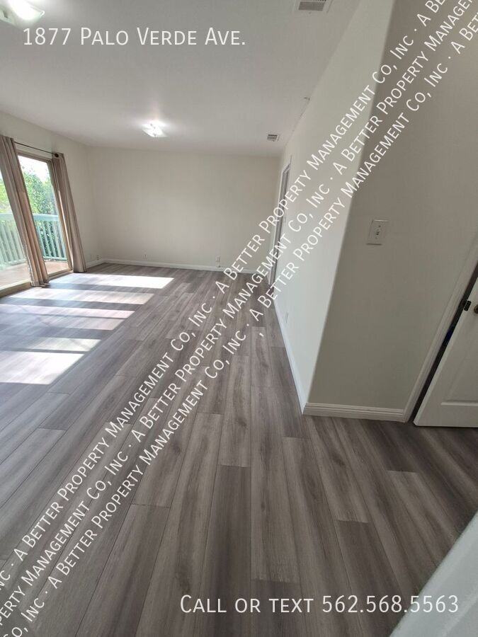 1877 Palo Verde Ave - Photo 7 of 23