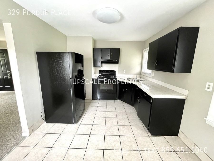 329 Purdue Pl - Photo 4 of 10