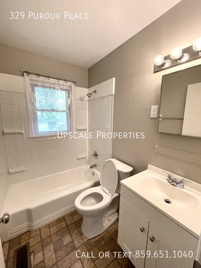 329 Purdue Pl - Photo 5 of 10