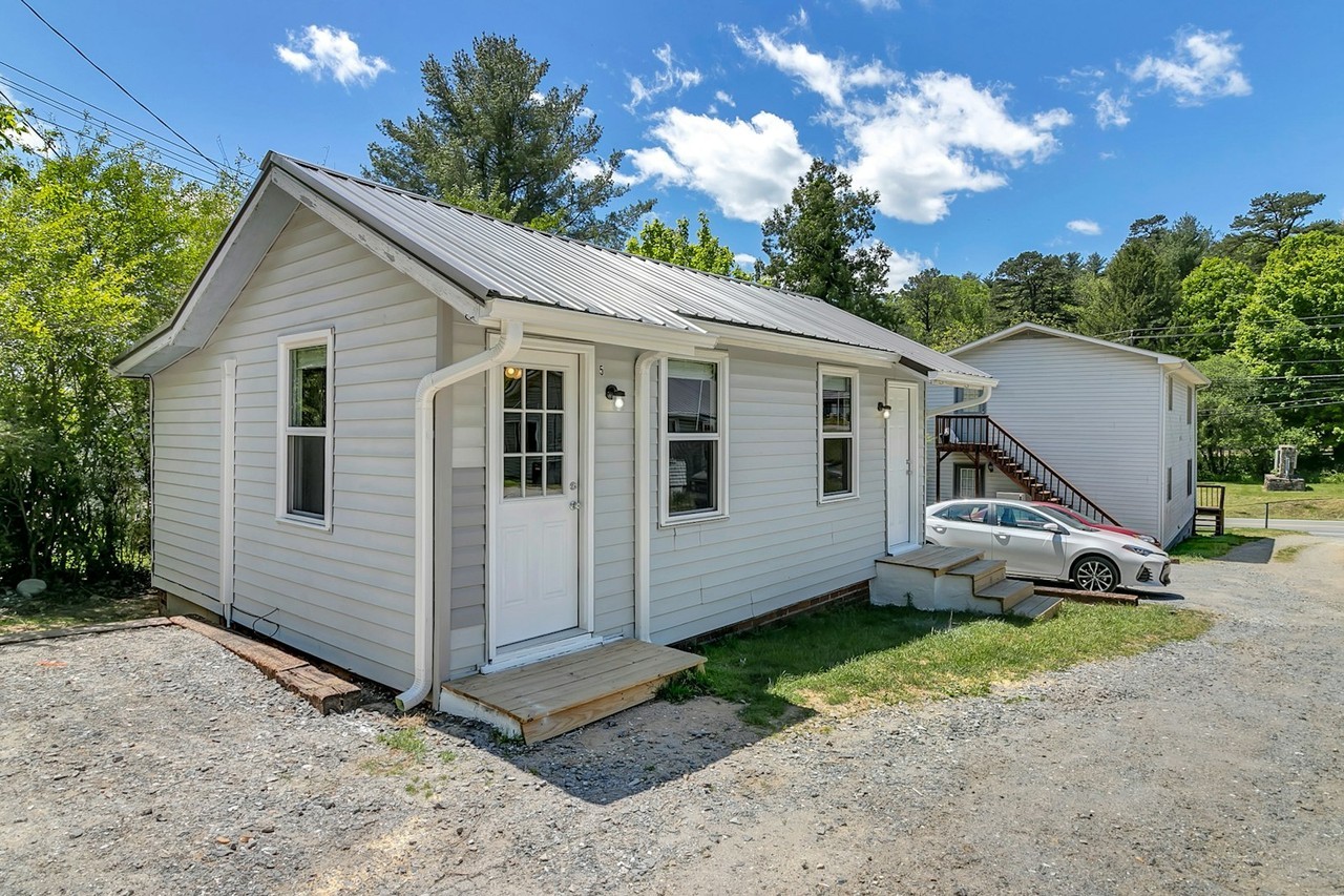 5 Cobble Drive - Photo 3 of 12