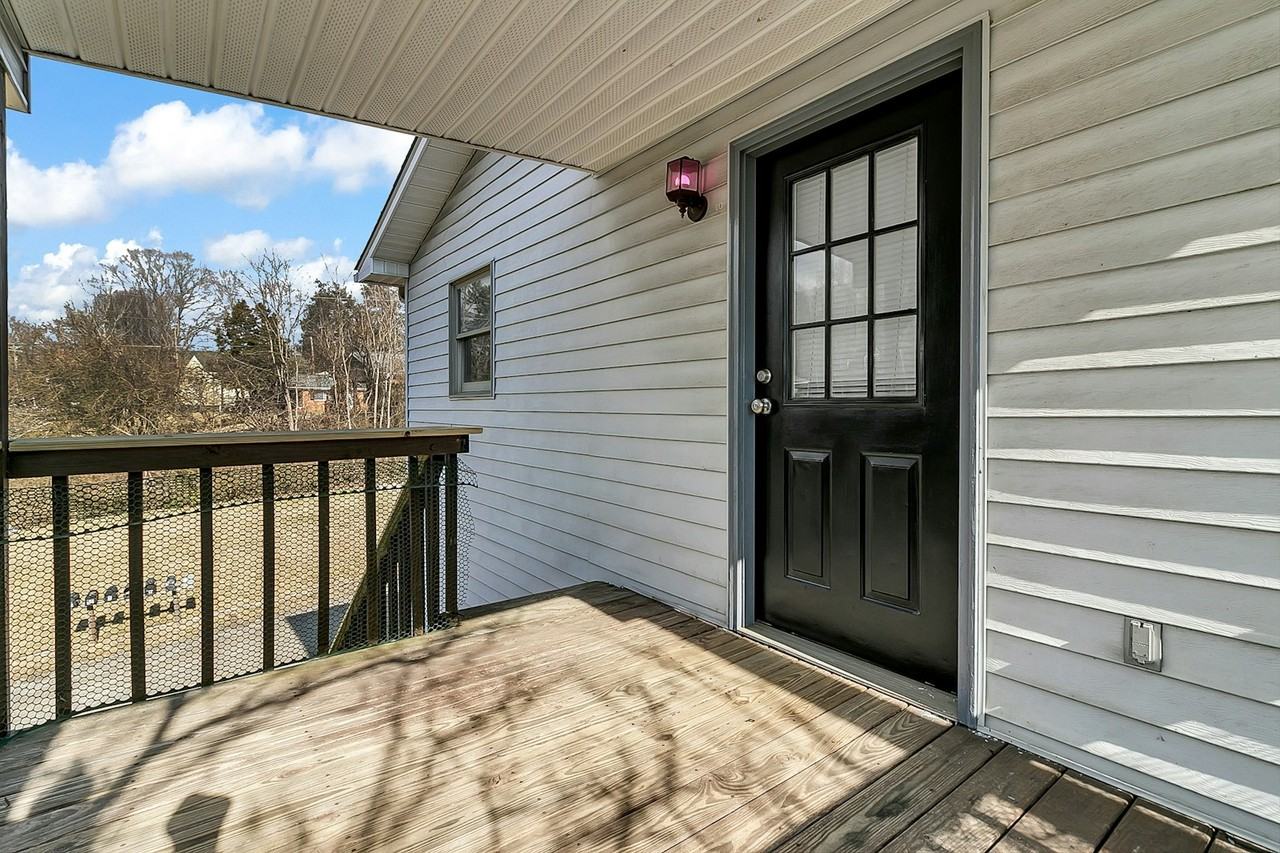 1 Cobble Drive, Unit B - Photo 5 of 28