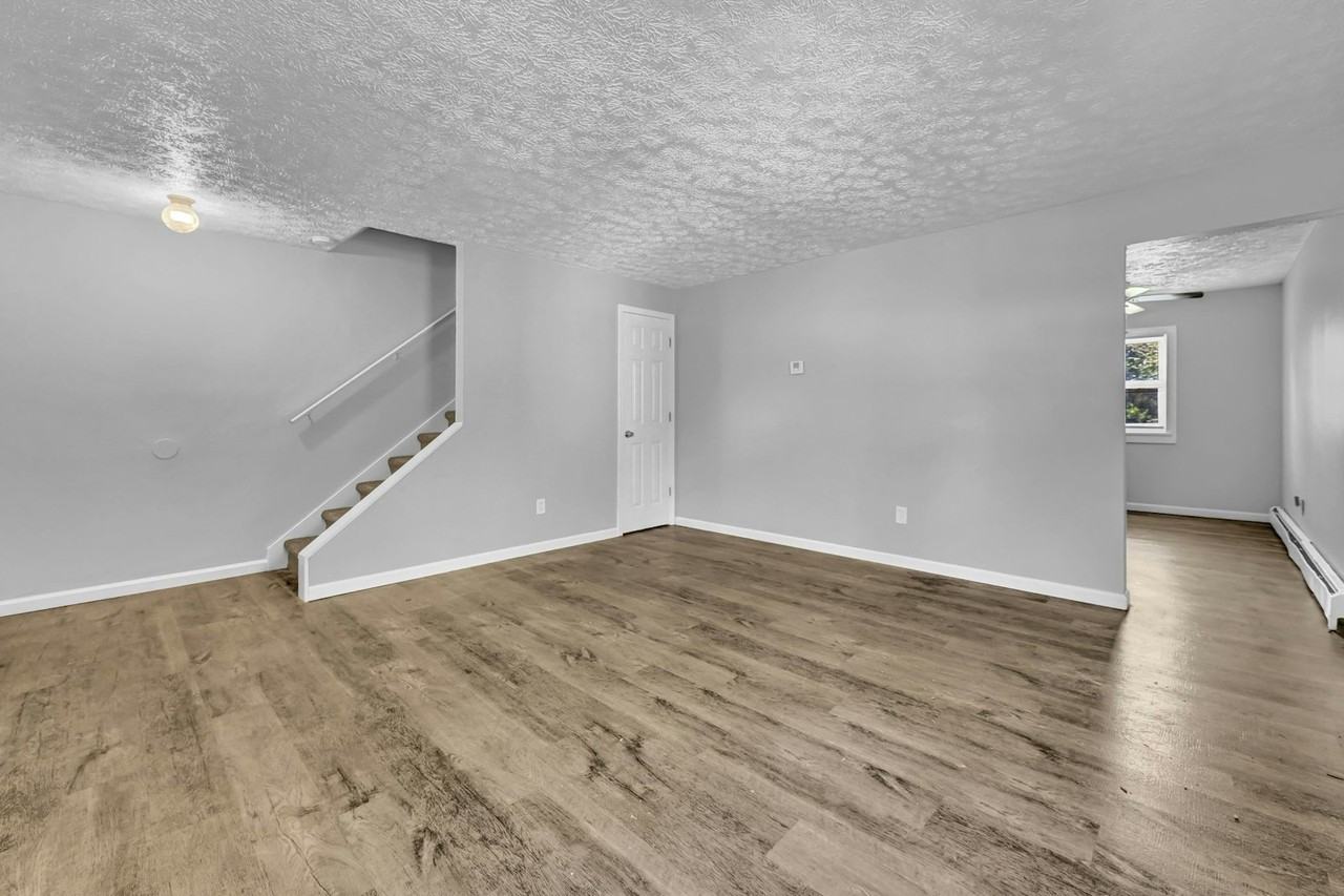 1724 Lexington Avenue - Photo 2 of 16