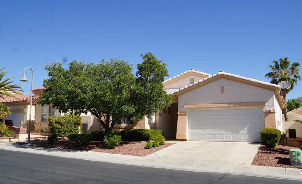 318 Palm Trace Ave #1