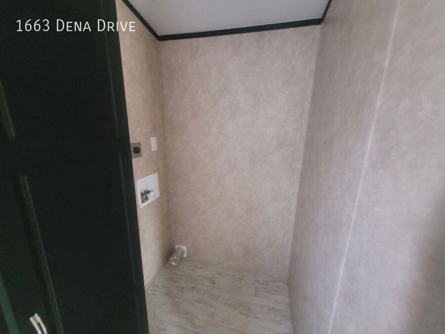 1663 Dena Dr - Photo 6 of 7