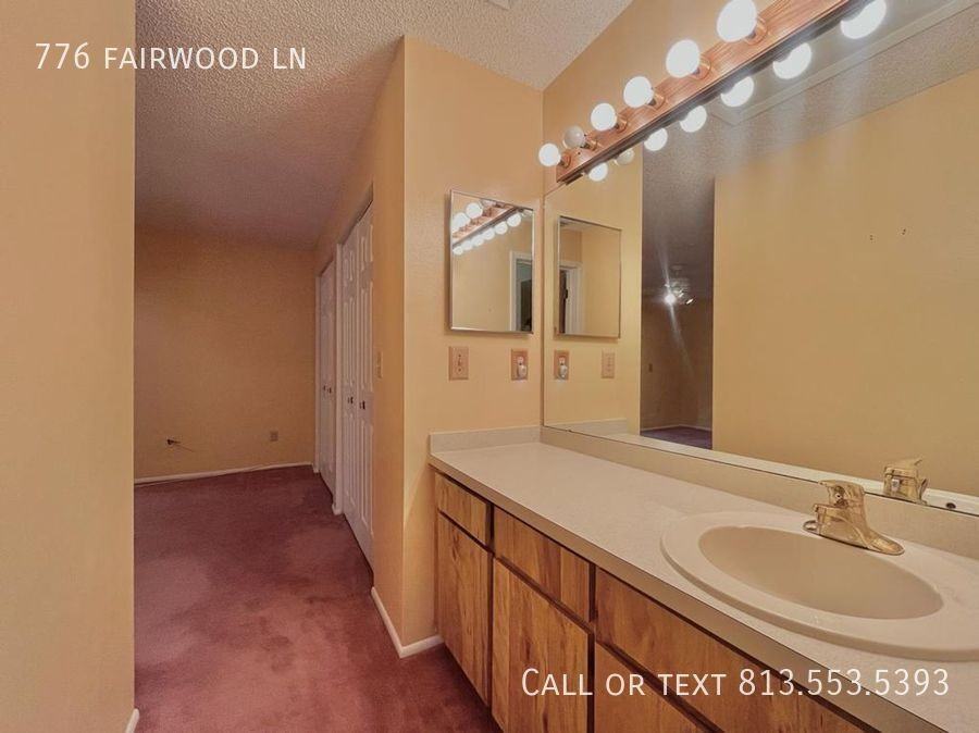 776 Fairwood Ln - Photo 7 of 13