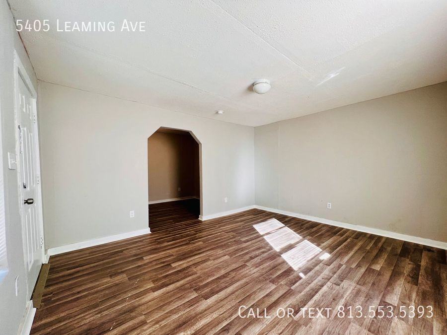 5405 Leaming Ave - Photo 5 of 25