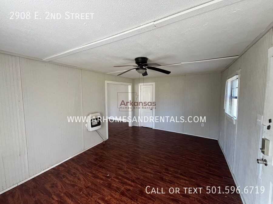 2908 E 2nd St - Photo 2 of 9