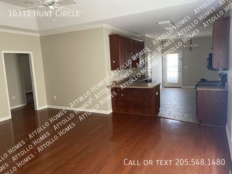 10311 Hunt Cir - Photo 4 of 43