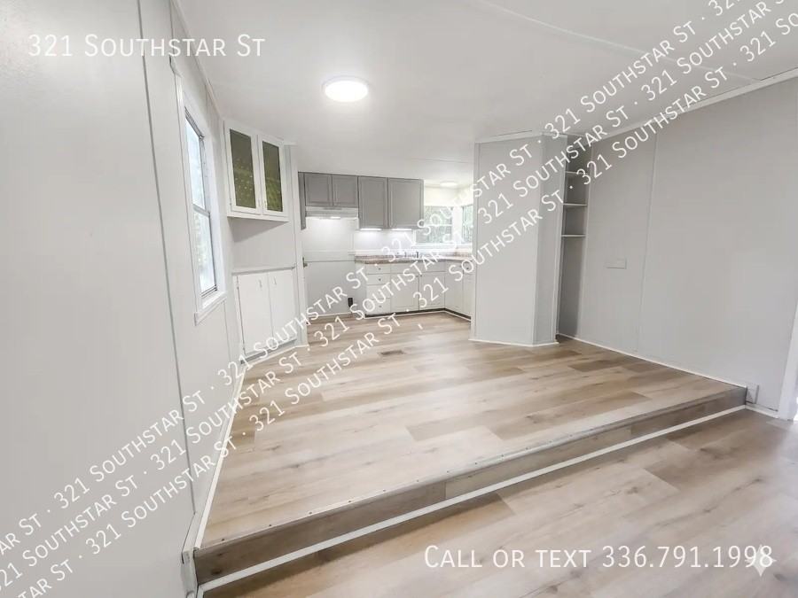 321 Southstar St - Photo 3 of 8