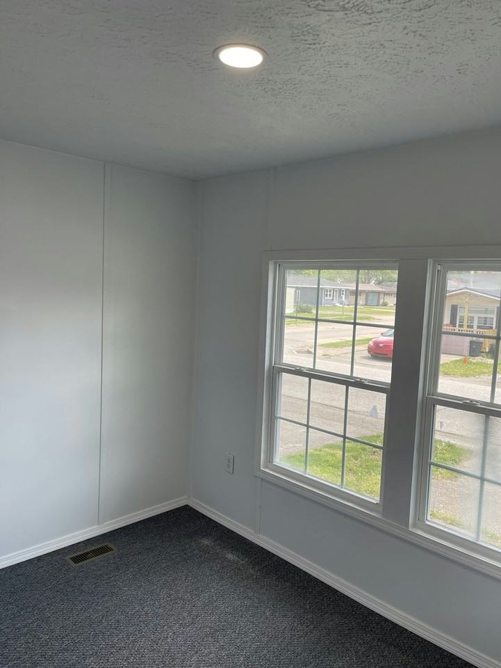 2722 Pearl Avenue - Photo 2 of 15