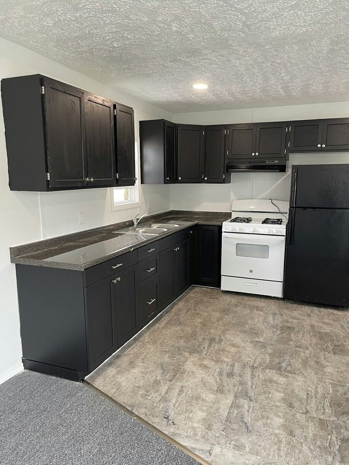 2722 Pearl Avenue - Photo 3 of 15