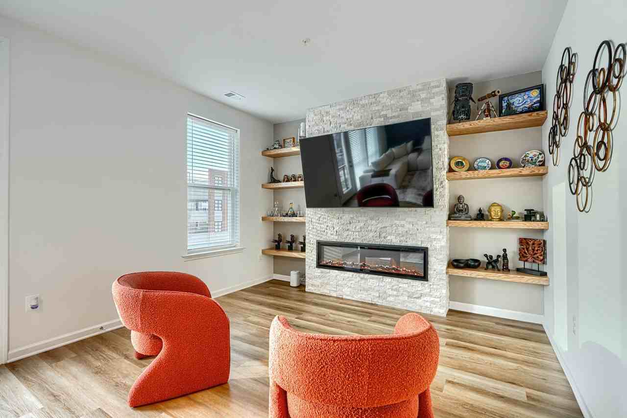 2596 Neabsco Common Place - Photo 2 of 50