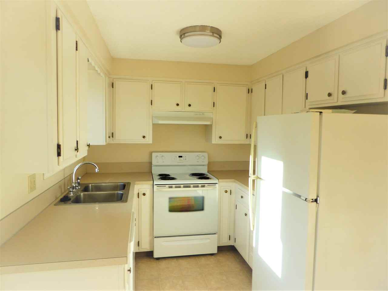 4165 River Rd N #4165 - Photo 3 of 13