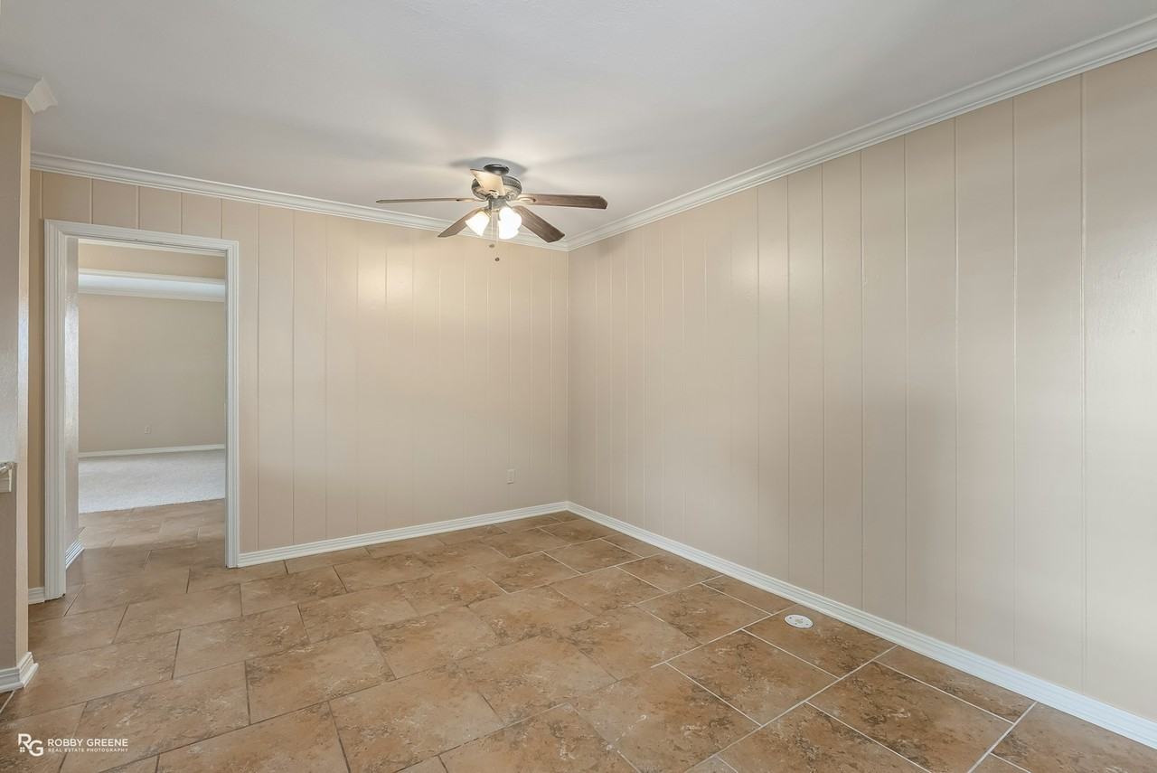 10142 Carlsbad Drive - Photo 3 of 26
