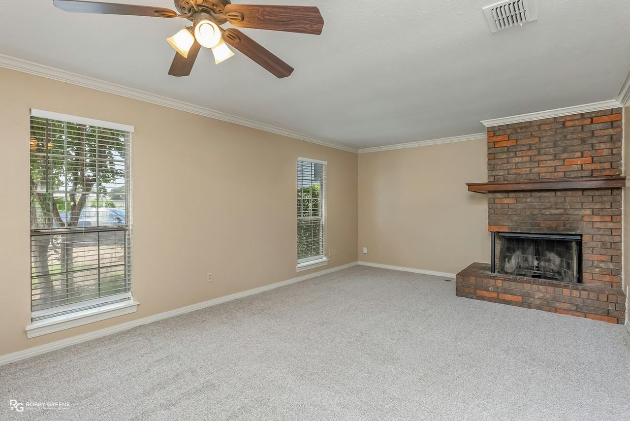 10142 Carlsbad Drive - Photo 6 of 26