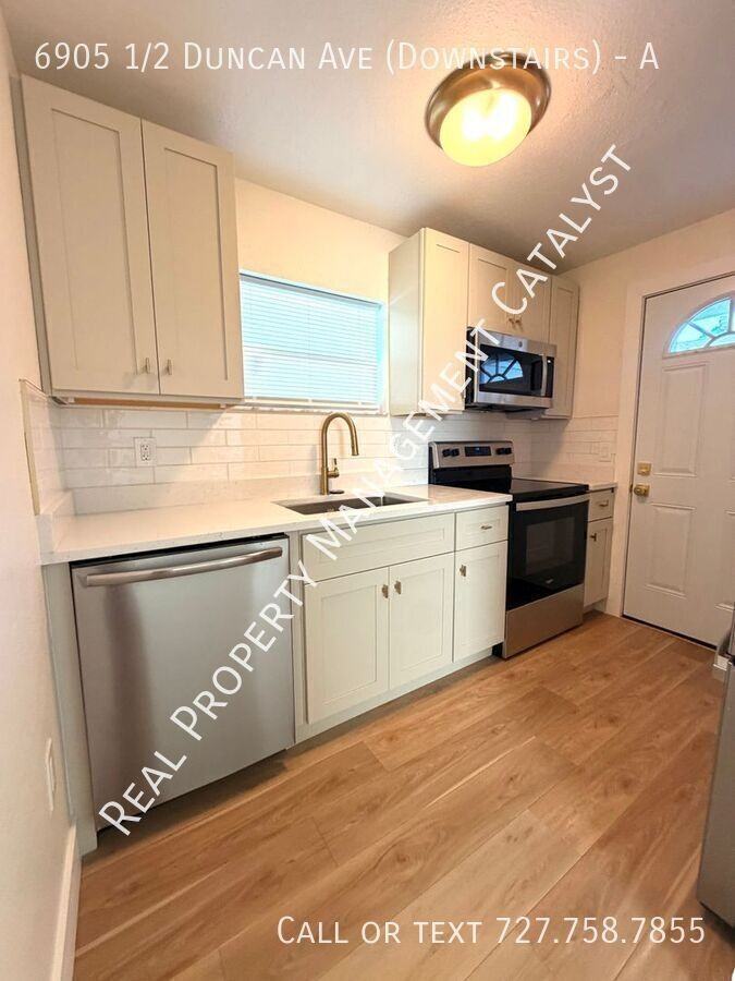 6905 1/2 N Duncan Ave #A - Photo 5 of 13