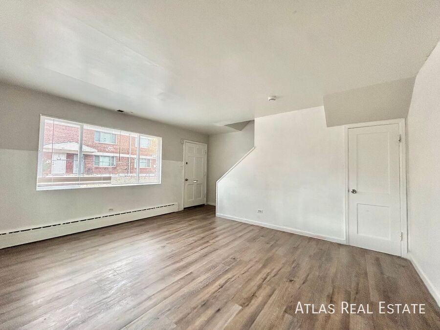 1853 W Mosier Pl - Photo 5 of 14