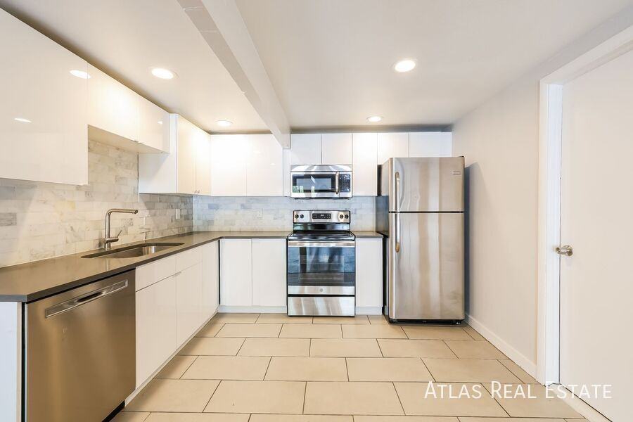1568 Youngfield St #B - Photo 6 of 16