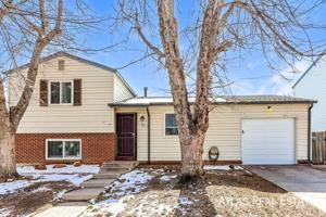 featured image of 4802 S Quintero Cir
