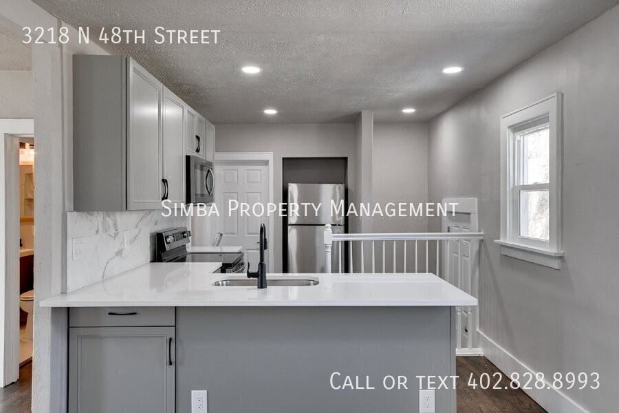 3218 N 48th St - Photo 3 of 34
