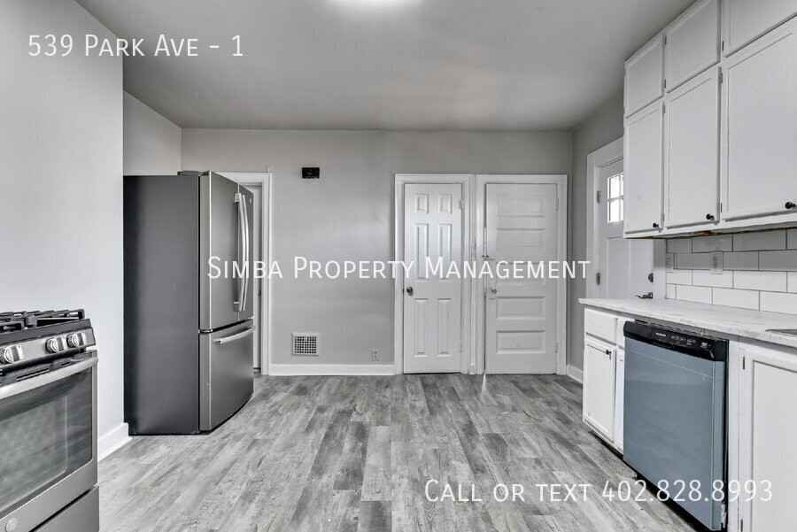 539 Park Ave #1 - Photo 5 of 24