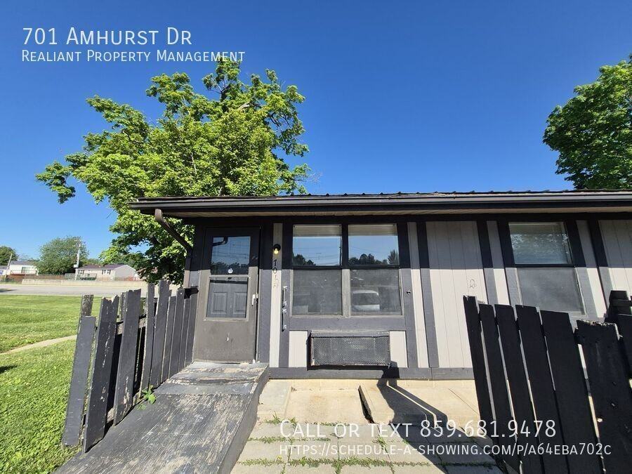 701 Amhurst Dr