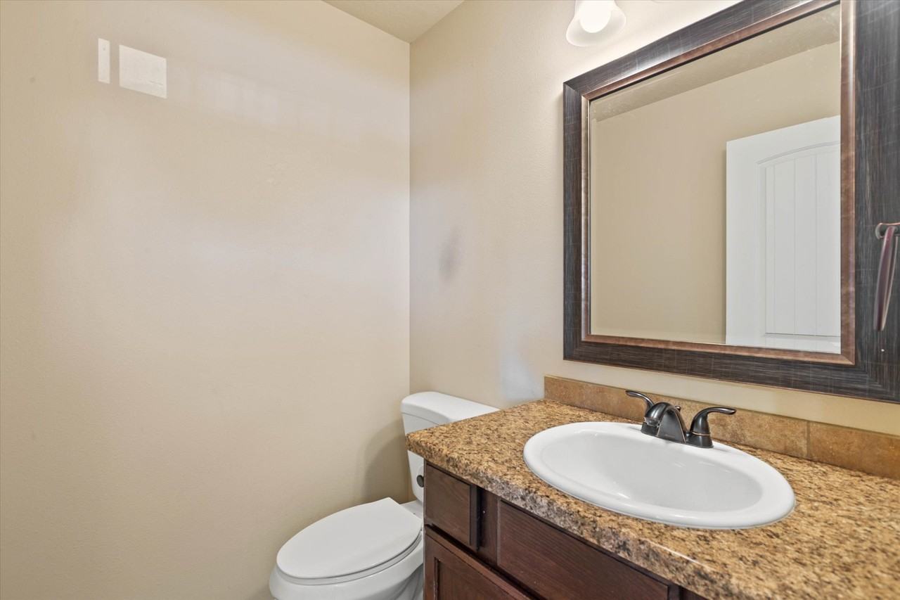 1671 E Horsehaven Ave #1 - Photo 5 of 15