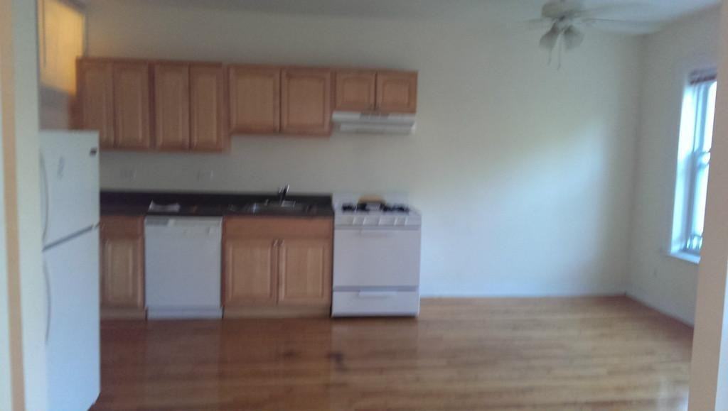 2000 W Foster Ave #3