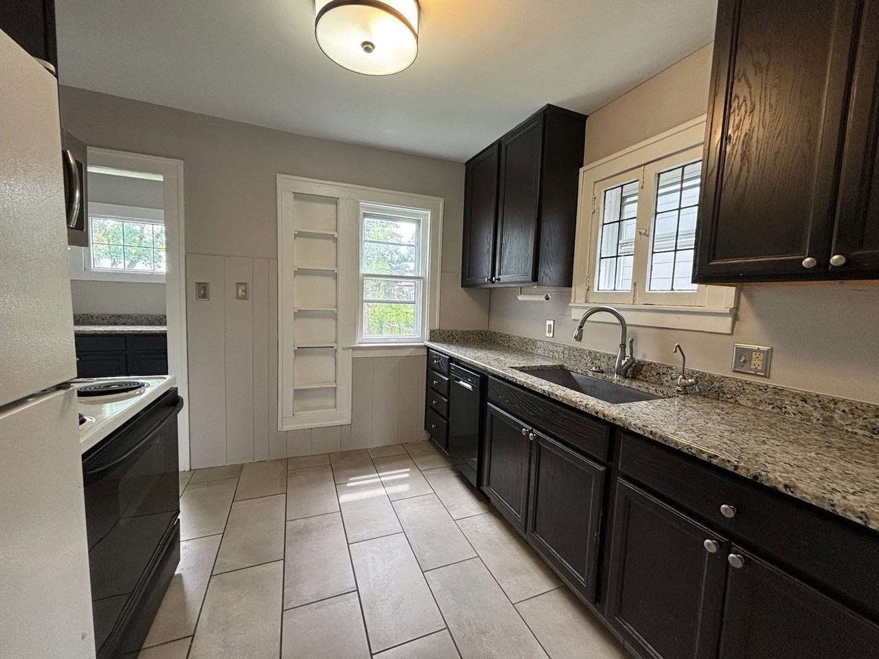 1269 Leroy Street - Photo 5 of 15