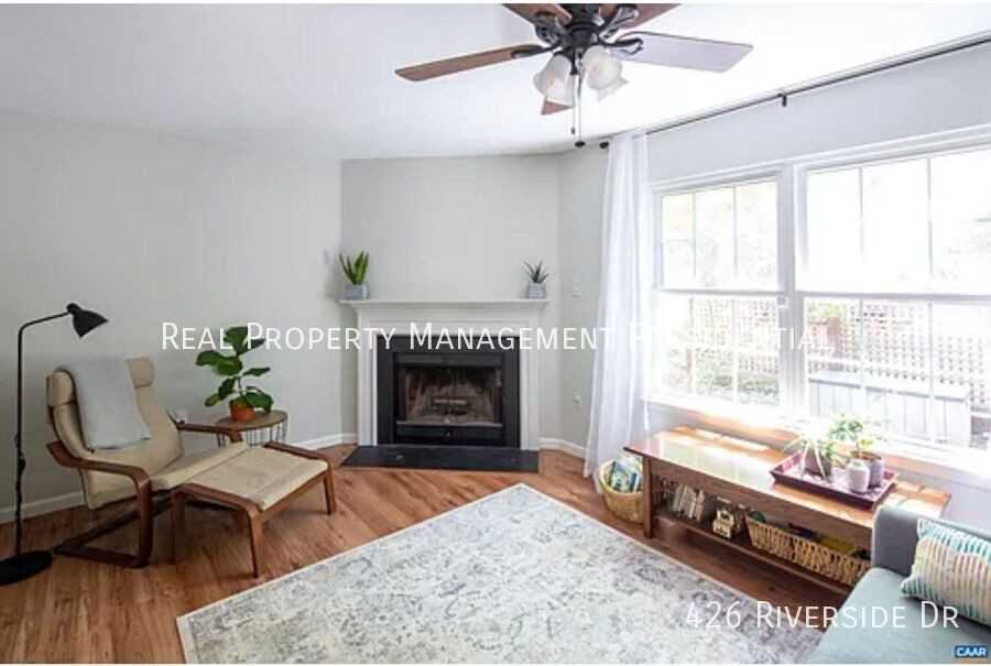 426 Riverside Ave - Photo 4 of 10