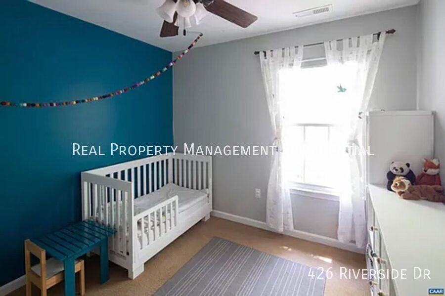 426 Riverside Ave - Photo 5 of 10
