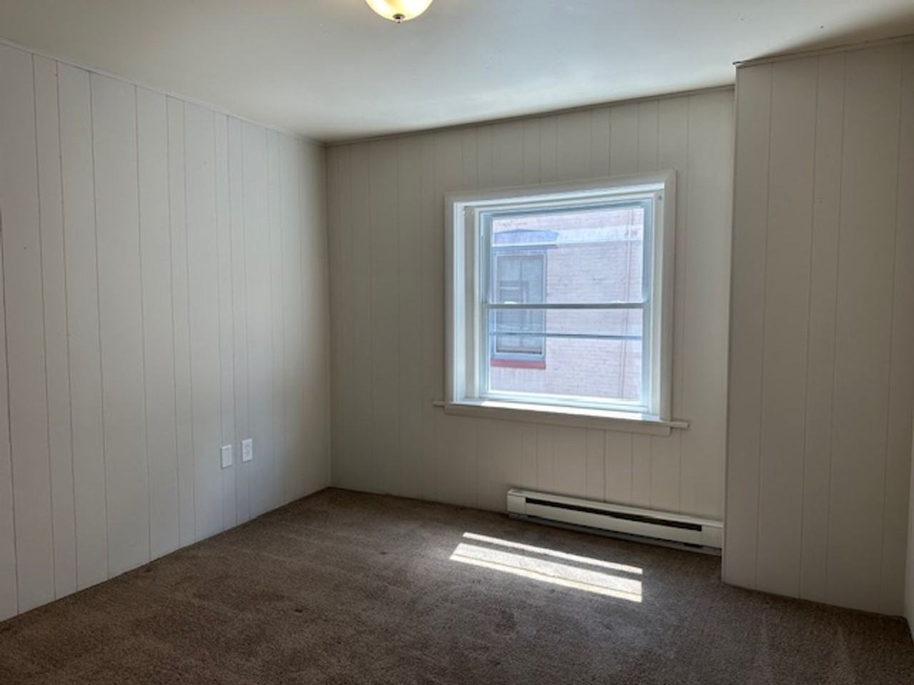 113 Market St - Photo 7 of 10