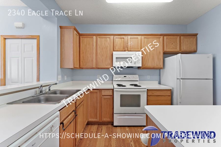 2340 Eagle Trace Ln - Photo 2 of 17