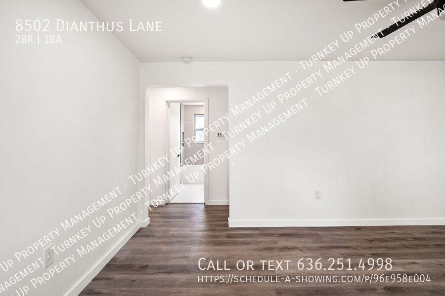 8502 Dianthus Ln - Photo 4 of 15