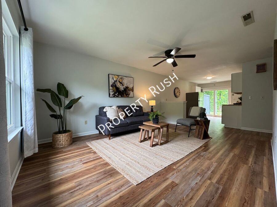 8740 Millard Lee Ln #8740 - Photo 3 of 22