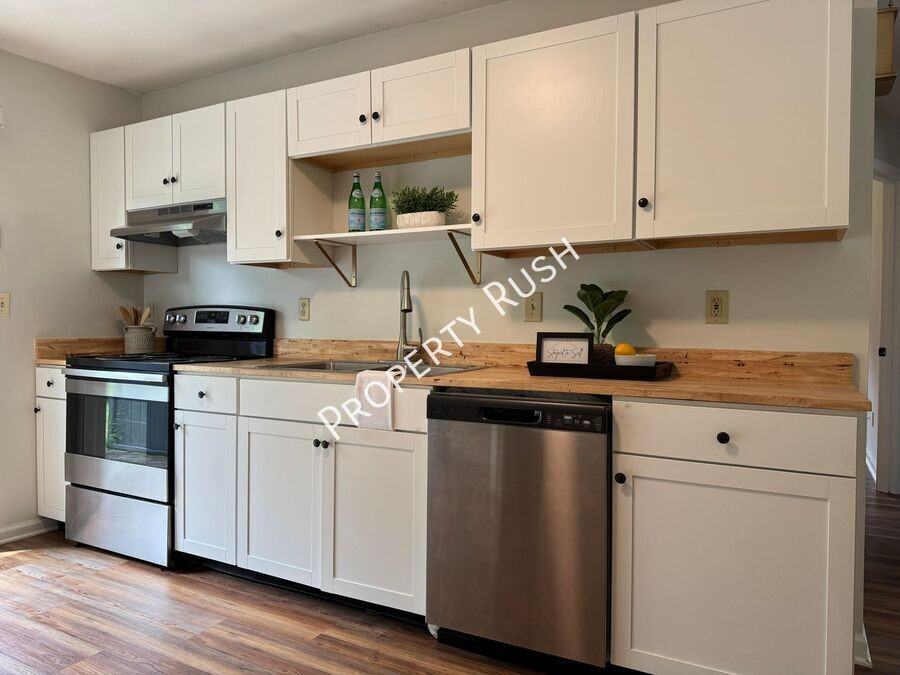 8740 Millard Lee Ln #8740 - Photo 6 of 22