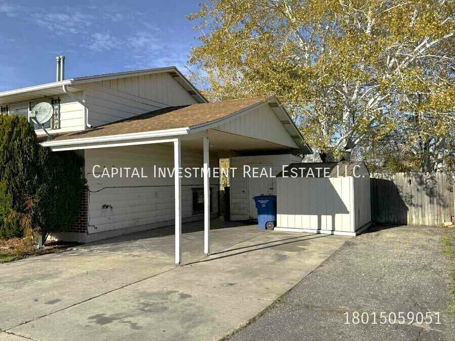 3842 W Dean Dr #B - Photo 3 of 21