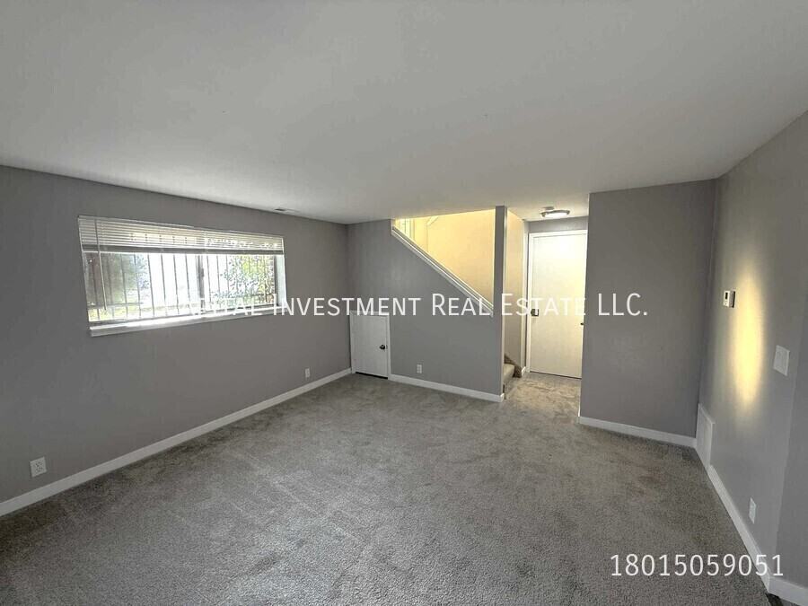 3842 W Dean Dr #B - Photo 5 of 21