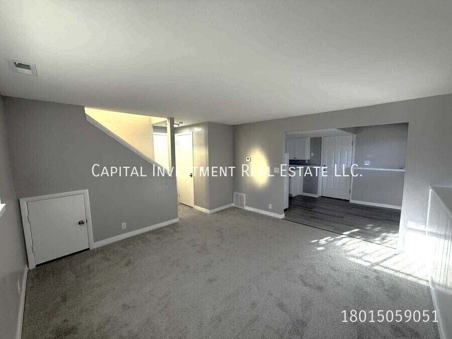 3842 W Dean Dr #B - Photo 6 of 21