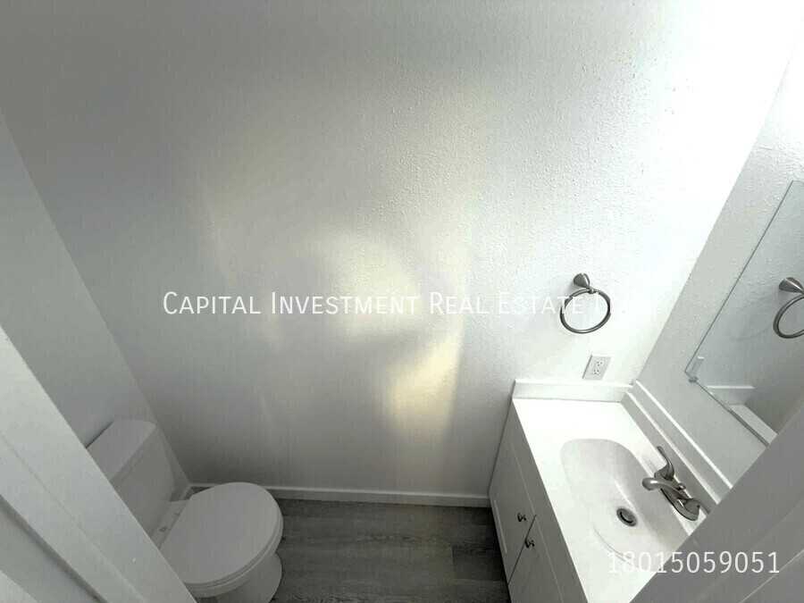 3842 W Dean Dr #B - Photo 7 of 21