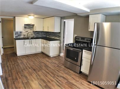 3708 S Mccall St #4 - Photo 3 of 8