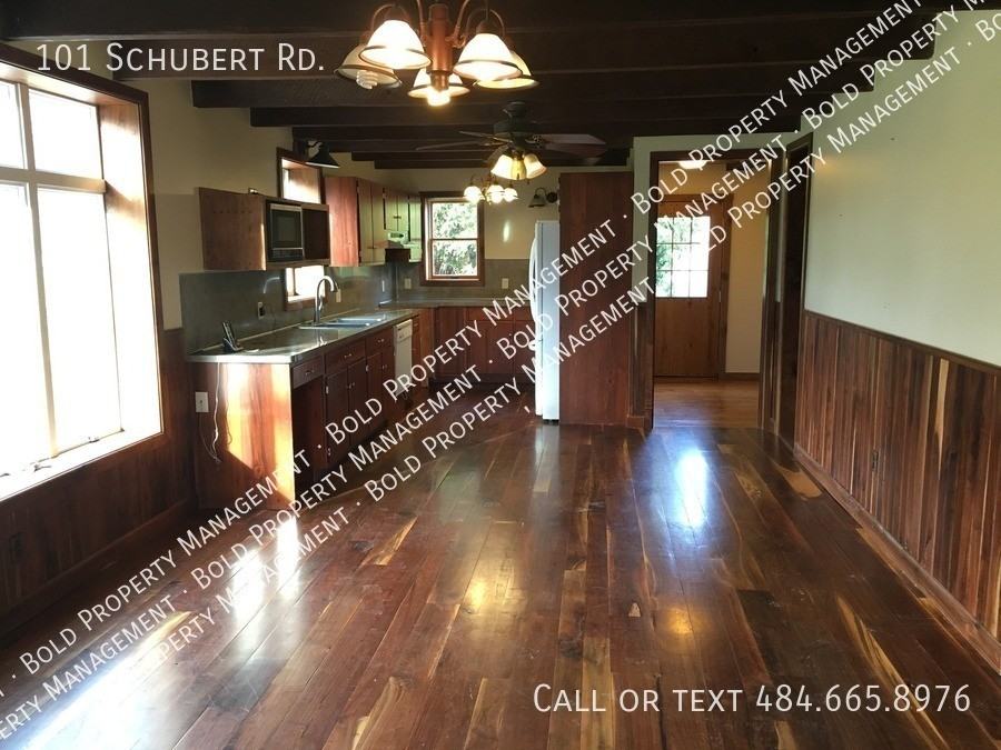 101 Schubert Rd - Photo 5 of 17