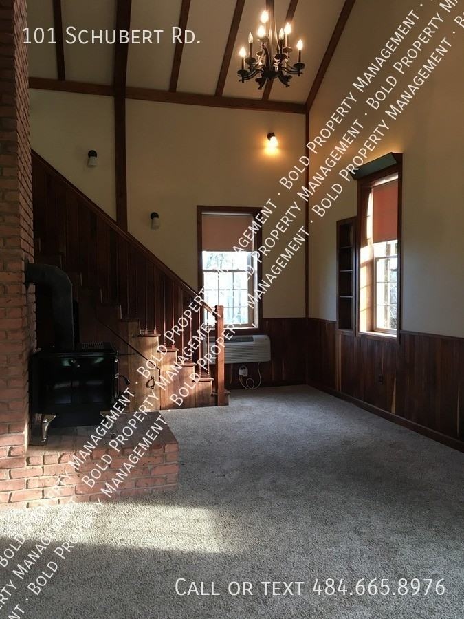 101 Schubert Rd - Photo 6 of 17