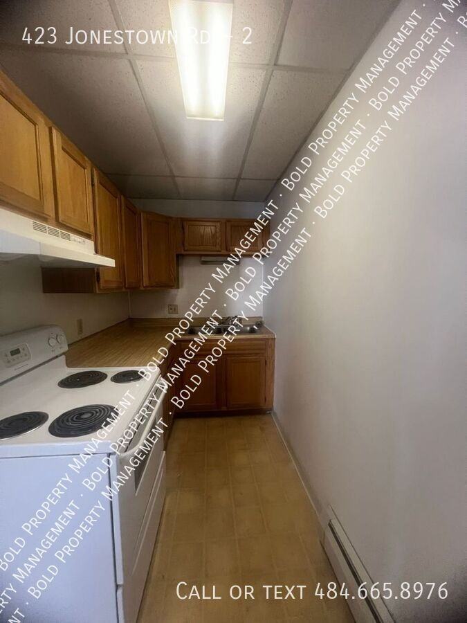 423 Jonestown Rd #2 - Photo 5 of 9