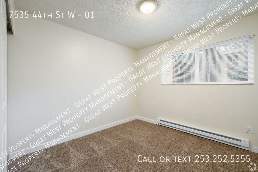 7535 44th St W #01 - Photo 5 of 14