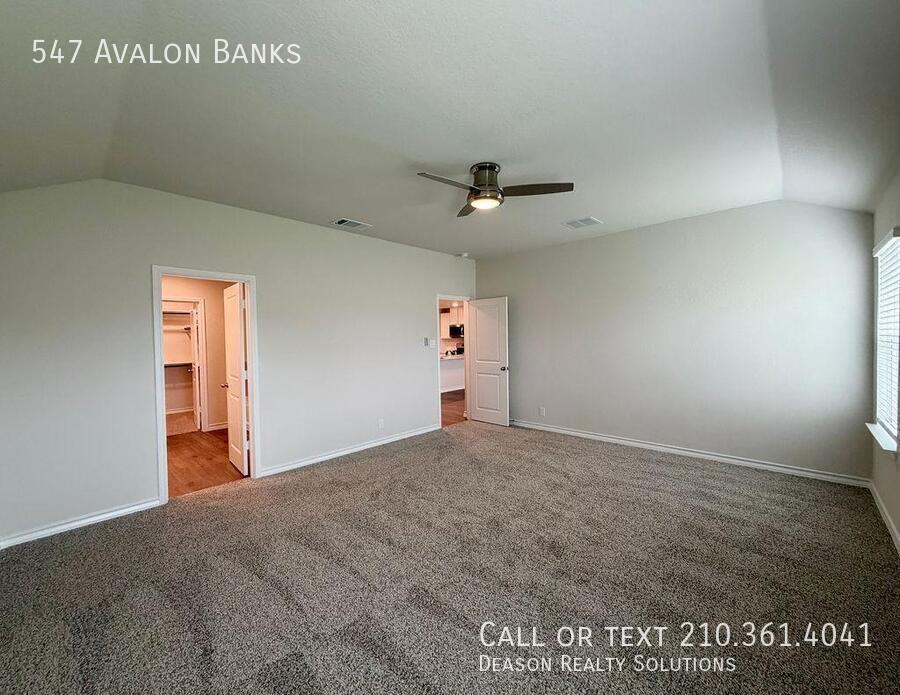 547 Avalon Banks - Photo 5 of 33