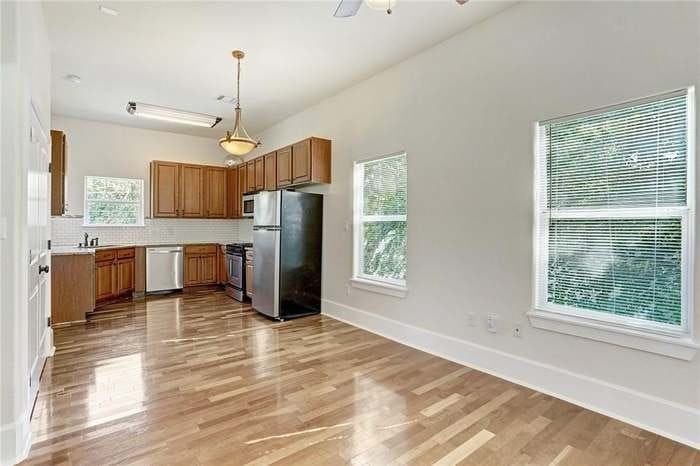 1611 Ulit Avenue, Unit B - Photo 3 of 7
