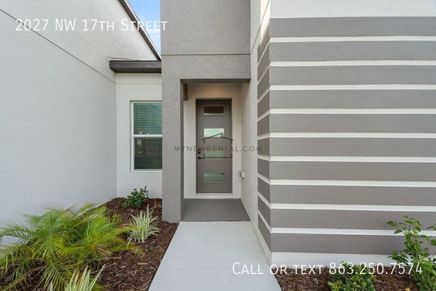 2027 Nw 17th St - Photo 4 of 34