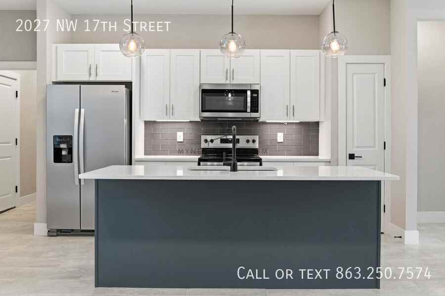 2027 Nw 17th St - Photo 7 of 34