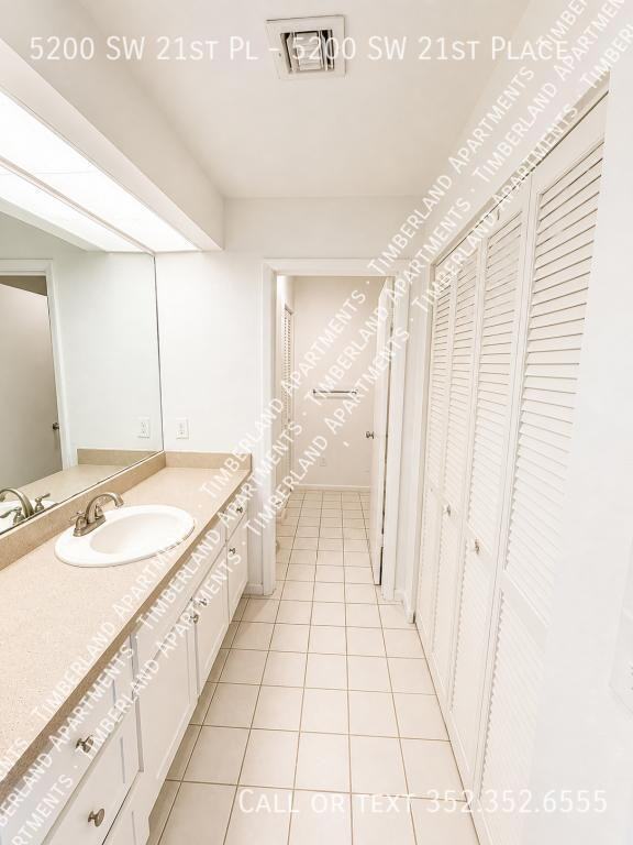 5200 Sw 21st Pl - Photo 7 of 9
